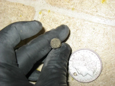 83 YAMAHA XV920 VIRAGO MIDNIGHT REAR INNER FENDER MOUNTING BOLT - Image 1 of 2