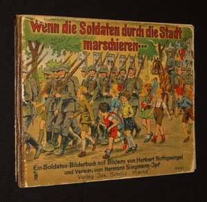 Wenn die Soldaten durch die Stadt marschieren... - Foto 1 di 4