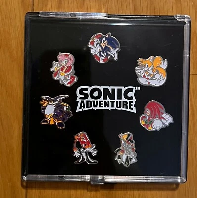 Sonic the Hedgehog Sonic Adventure Pin Badge limited Edition 1998 SEGA RARE A - Image 1 of 3
