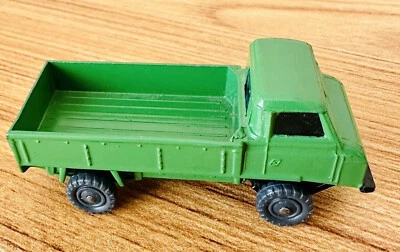 Camión de juguete Husky de colección años 70 control delantero Land Rover verde militar ejército Foto 1 de 4