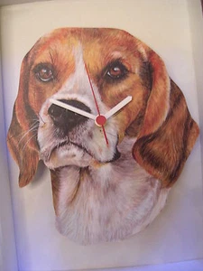 Beagle Dog Wall Clock. New & Boxed - Picture 1 of 1