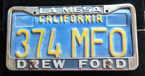 Vintage Orig. California Nummernschild Waschtisch mit Rahmen. LA MESA DREW FORD. - Bild 1 von 2