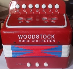 Woodstock Music Collection Kids oy Accordion 7 Key Squeezebox Music Works T7 - Picture 1 of 1