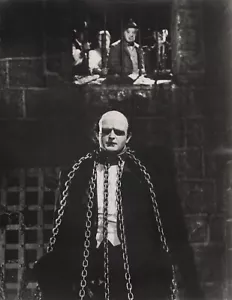 PETER BOYLE in "Young Frankestein" - Original Vintage Photograph - 1974 - Picture 1 of 2
