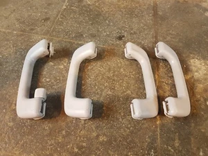 Hyundai i40 1.7crdi Kombi 2013 63 Innendach Haltegriff F/R F/L R/R R/L - Bild 1 von 3