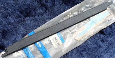 Cubierta de la pista lateral derecha Volvo S70 V70R 850 850R techo corredizo panel modestia Foto 1 de 4