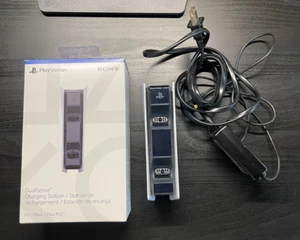 Original Sony Playstation 5 PS5 DualSense Charging Station White CFI-ZDS1 - Picture 1 of 5