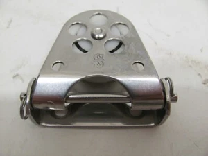 PL SCHAEFER 300-32 HINGED FAIRLEAD BLOCK NO TARIFF - Bild 1 von 3