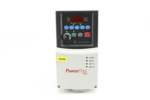  Allen Bradley POWER FLEX 40 22B-A2P3N104 Frequenzumrichter - Bild 1 von 5