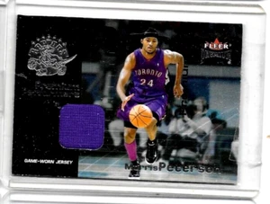 JERSEY FLEER PREMIUM PERFORMERS JUEGO MORRIS PETERSON 2001-02 - Imagen 1 de 1