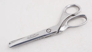 Hearthside De-Luxe Griffon Pinking Shears Vintage (B5C) Scissors Seamstress - Picture 1 of 6