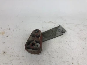 BMW X4 Series F26 Left Center Muffler Pipe Exhaust Hanger Bracket 7583940 - Picture 1 of 4
