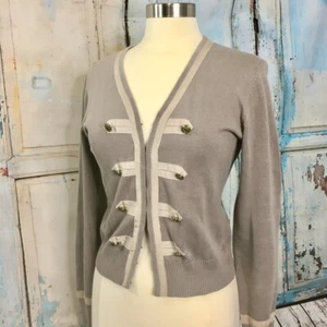 CAbi Mujer Cabo Militar Suéter Topo Borde Detalle Botones de Latón Talla Pequeña - Imagen 1 de 6