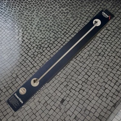 Grohe 40366001 Essentials Metal 26,38 pulgadas "Toallero, 25"" Starlight Chrome 600 mm" Foto 1 de 4