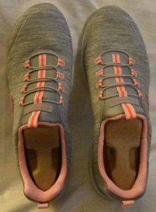 SKECHERS - SUMMITS - FRESH IMPRESSION - MEMORY FOAM - GRAY/CORAL - NEW IN BOX - Picture 1 of 10