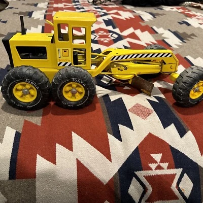 Vintage Tonka 16210-A Metal Yellow Road Grader Snow Plow Pressed Steel 17" - Image 1 of 4