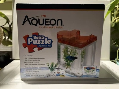 Kit Aqueon Betta Puzzle Tanque Naranja 0.5 g Acuario 6.5"L x 5"W x 6.75" Foto 1 de 4