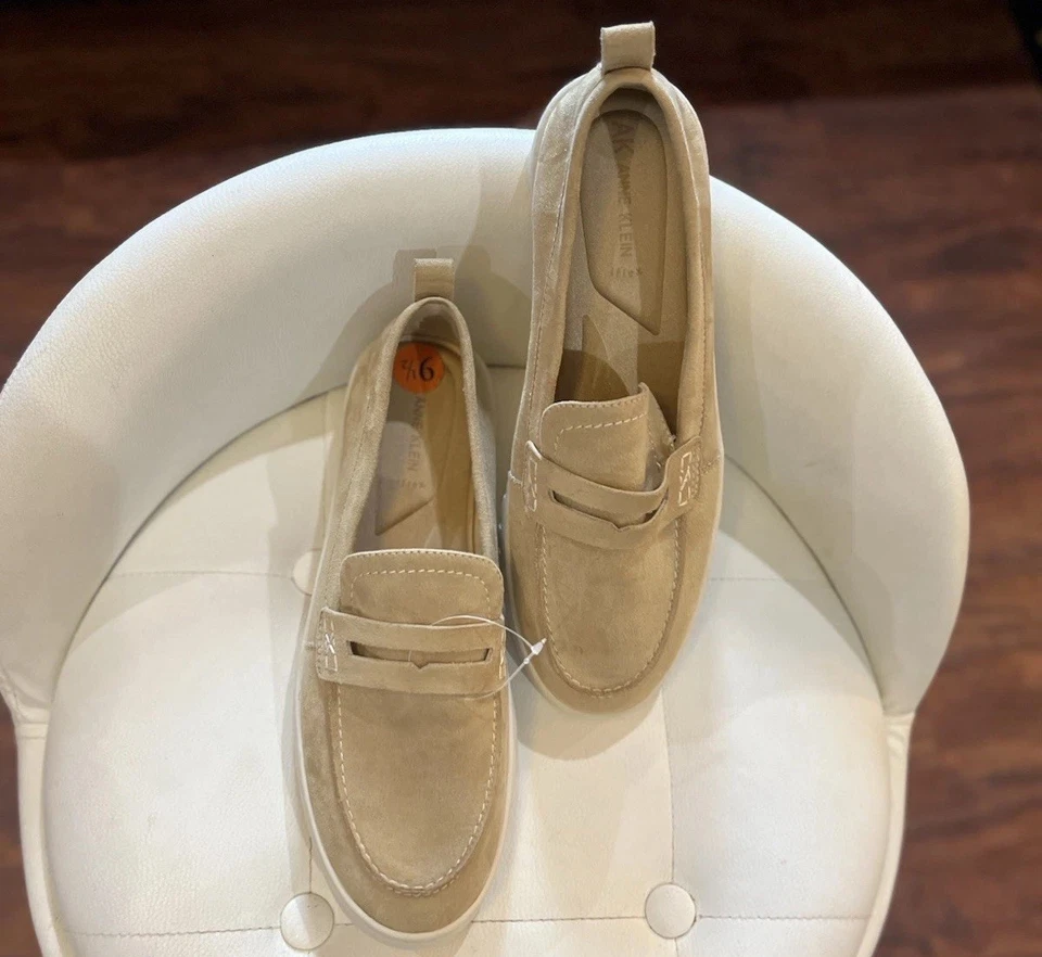 Anne Klein Beige Mocasines Un Diseño Elegante Cómodos Zapatos Para Mujer Talla 9.5M Nuevos Foto 1 de 4