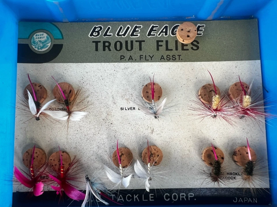 Moscas trucha águila azul vintage de US Tackle Corp en caja original  Foto 1 de 3
