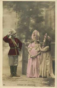 Cartolina Romantica RPPC Ragazze Stand Up Cosacco Ragazzo Saluti Anthony's Paris - Foto 1 di 2
