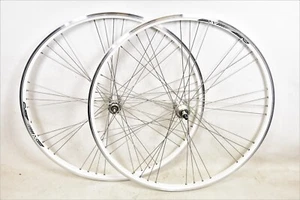 PAIR 700c (28") WHEELS DUAL WALL 9 x 4 SPOKE WHITE RIM (622 x 19c) 6 or 7 SPEED - Picture 1 of 1