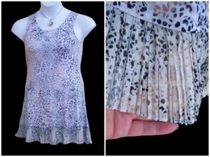 LOGO Capas Lori Goldstein LARGA Camiseta sin mangas Cami Talla S Leopardo Gasa Dobladillo Blusa - Imagen 1 de 12