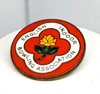 English Indoor Bowling Association Enamel Vintage Badge - Image 1 of 4