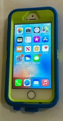 iPhone SE Primera Generación Con Estuche Otter Box Foto 1 de 4