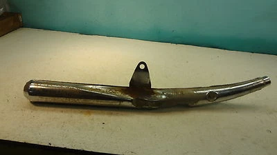 Suzuki GT380 1972 Triple GT 380 S335. silenciador interior derecho tubo de escape Foto 1 de 4