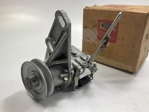 NOS OEM Ford E4JL-12450-CA Tractor / Industrial Engine Governor HOOF BD875D - Picture 1 of 7