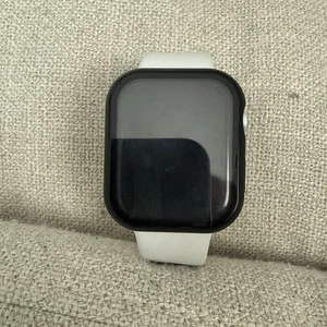 Apple Watch Series 8 Aluminum / Silver- 45mm WiFi & Cellular - Very Good - Zdjęcie 1 z 3