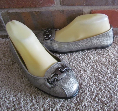 Aerosoles in Between Comfort Metallic Ballet Flat Silver Buckles Pebbled Size 8 - Image 1 of 4