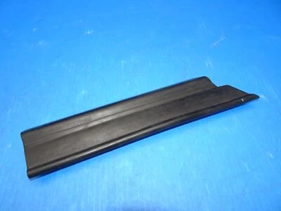 83-91 PORSCHE 944 951 左球杆侧灯橡胶防水密封* — 第 1/4 张图片