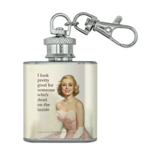 Look Good Someone Who's Dead on Inside Stainless Steel Flask Key Chain - Bild 1 von 4