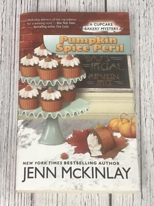 Pumpkin Spice Peril by Jenn McKinlay Cupcake Bakery Mystery PB - Picture 1 of 6