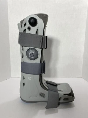 Braçadeira Aircast AirSelect WALKER BOTA ORTOPÉDICA CINZA Tamanho MÉDIO MUITO BOM ESTADO - Imagem 1 de 4