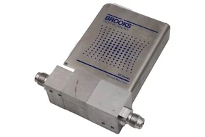 Controlador de flujo másico Brooks Instrument serie GF AsH3 Arsine MFC GF120X-912956 - Imagen 1 de 3