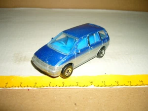 MATCHBOX Nissan Prairie, silbern-blau, 1990, 1-59, 09-21  - Picture 1 of 3