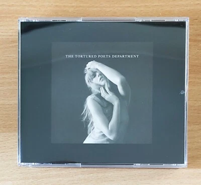 The Tortured Poets Department: The Black Dog Deluxe Edition CD Taylor Swift  - Immagine 1 di 4