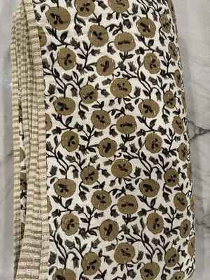 Edredón floral West Elm Laney en miel F/ Queen punto a rayas reversible casa de campo Foto 1 de 4