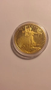 Moneda doble águila 1933 réplica chapada en oro - copia coleccionable - Imagen 1 de 3