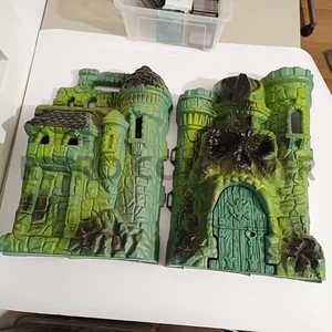 Vintage MOTU He-Man Masters of the Universe - CASTLE GRAYSKULL GREYSKULL Shell - Picture 1 of 3