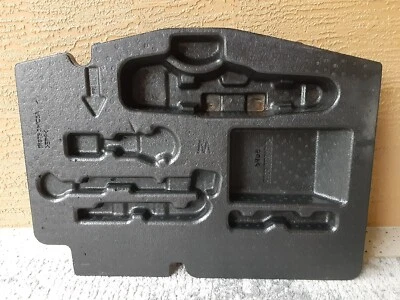 2014-2019 NISSAN VERSA NOTE TRUNK BOX ASSY-LUGGAGE FLOOR CENTER OEM 84975 3WCOA* - Image 1 of 4