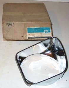 1967 Pontiac Catalina Bonneville NOS headlamp bezel LH lower 9787081 - Picture 1 of 3