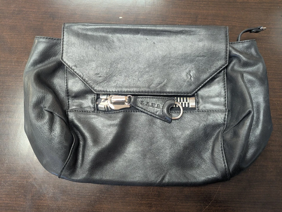  L.A.M.B. Bolso sin asas de cuero negro para mujer $298 al por menor Foto 1 de 4