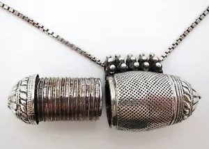 Collar medallón colgante talismán amuleto de metal plata antiguo indio c1890 - Imagen 1 de 10
