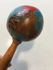 Vintage 7" Wooden Hand Painted Carved ONE ONLY Maraca Cuban Sun Shaker - Picture 1 of 7