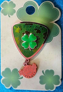 SYDNEY ST PATRICK'S GREEN SHAMROCK GUITAR PICK LOGO DANGLE 15 Hard Rock Cafe PIN - Picture 1 of 2