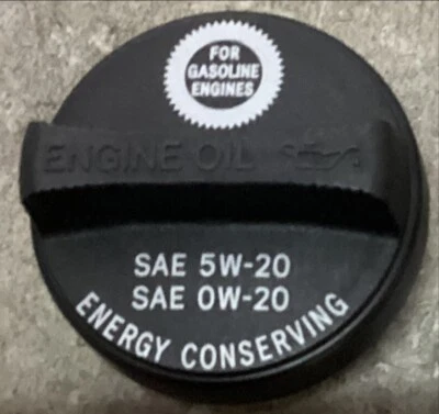 FITS: 08-13 LEXUS LX570 ENGINE OIL FILLER CAP OEM BRAND NEW GENUINE OEM - Image 1 of 2