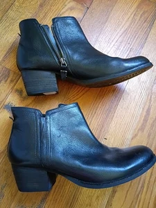 New Clarks Shoes Womens 10M Black Ankle Booties 16501 Leather Zip 2" Heel - Picture 1 of 9
